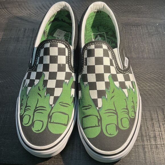 VANS X Marvel Classic Slip on Hulk checkerboard Shoes Size 6 Men 7.5 Women - Picture 2 of 10